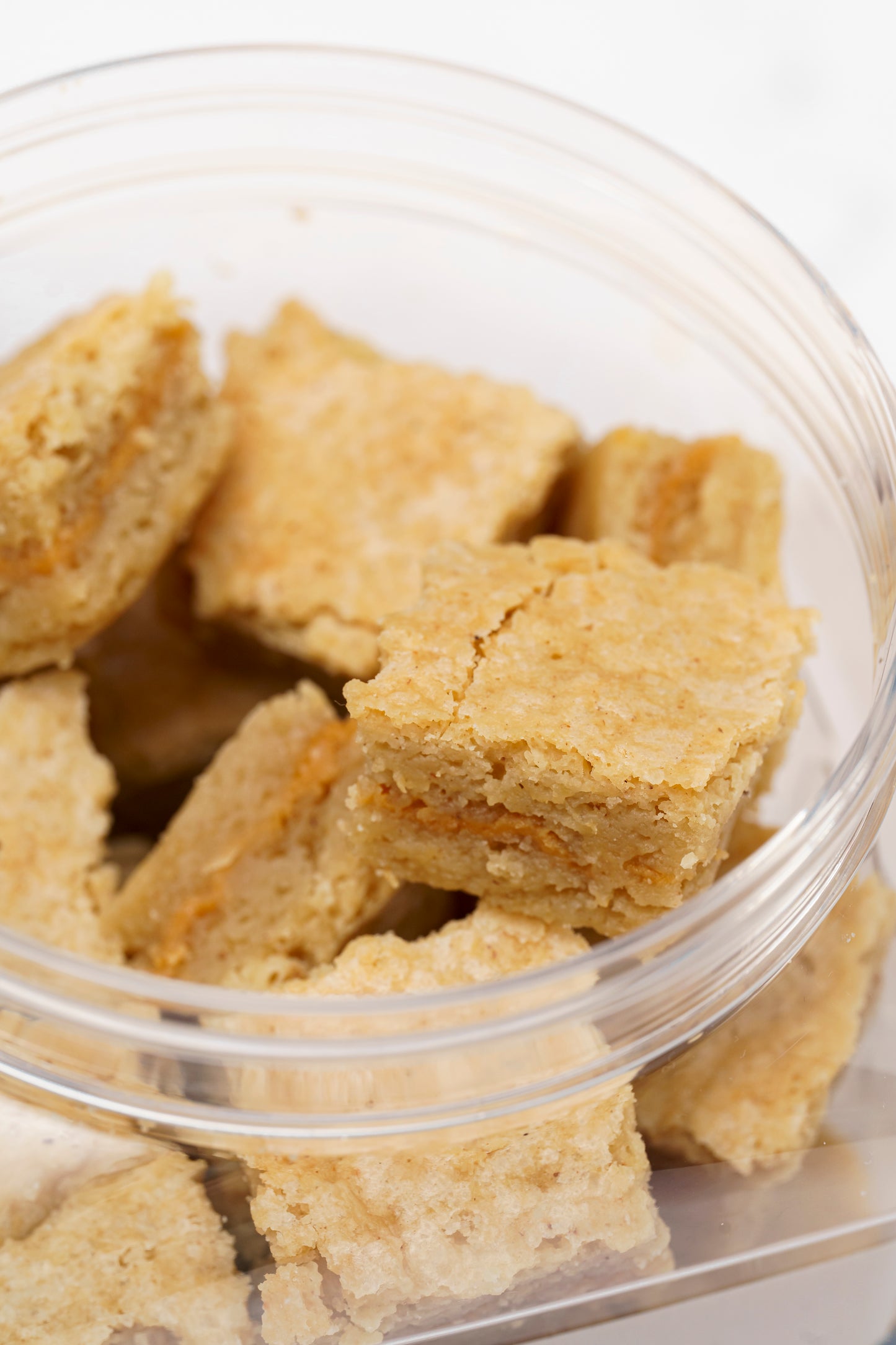 Jar de fudgy blondies con manjar grande