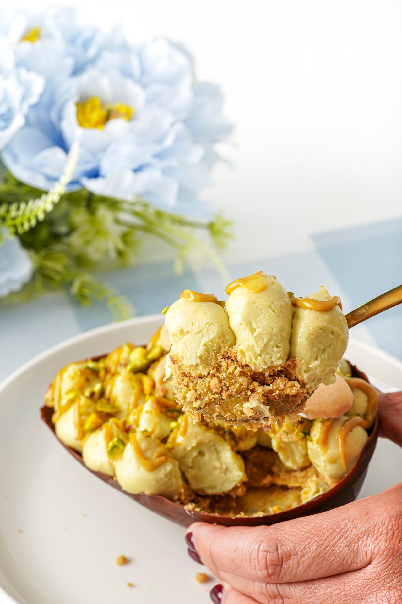 Pistacho Cheesecake Half Easter Egg