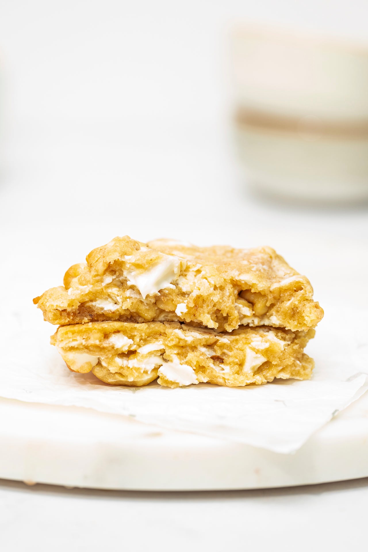 Galleta con Chocolate Blanco y Nueces