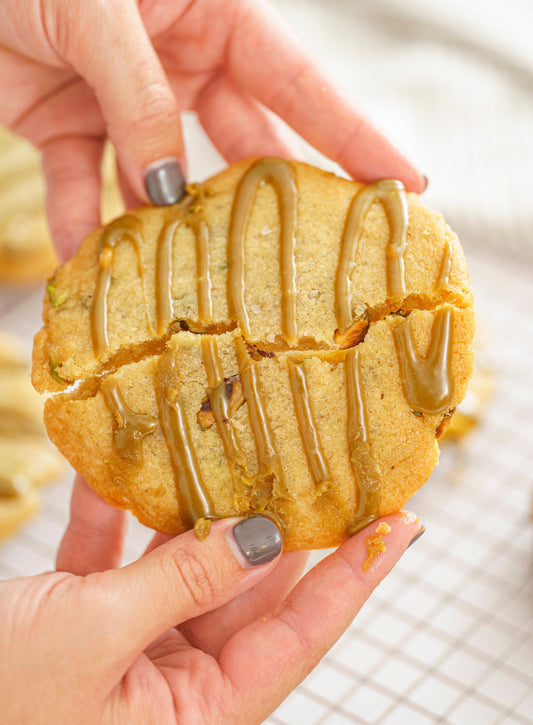 Brown butter pistacho cookies