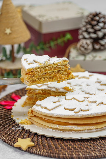 Torta de alfajor navideña