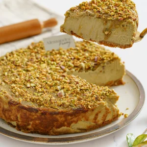 Tarta de queso de pistacho