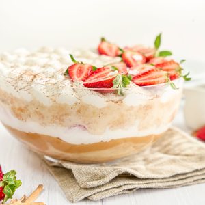 Tres Leches en bowl